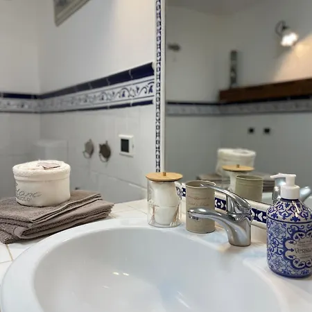 Casa Matilde Piano Terra 100mq Con Parking E Piscina 아파트 페라라