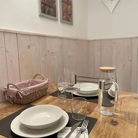 Casa Matilde Piano Terra 100mq Con Parking E Piscina