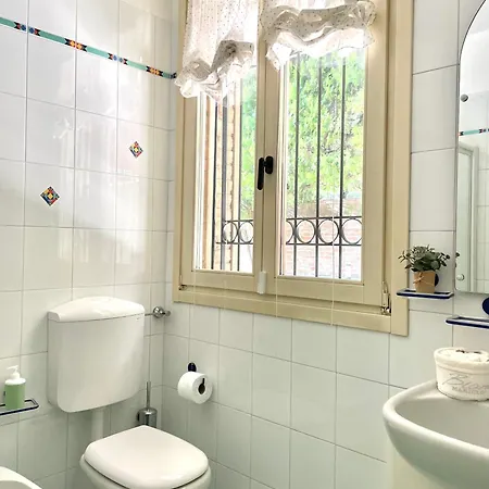 Casa Matilde Piano Terra 100mq Con Parking E Piscina 아파트