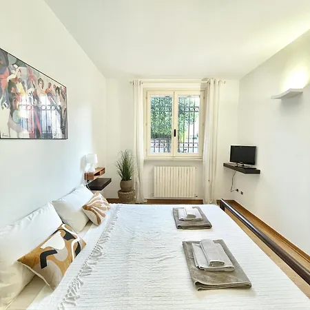 Casa Matilde Piano Terra 100mq Con Parking E Piscina フェラーラ